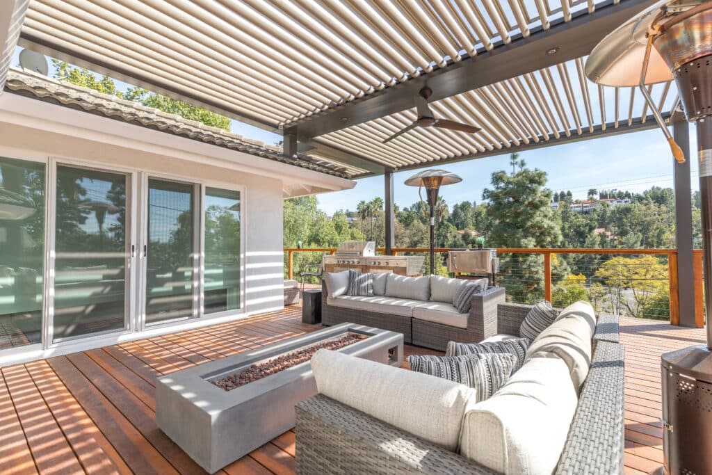 Backyard white louvers roof