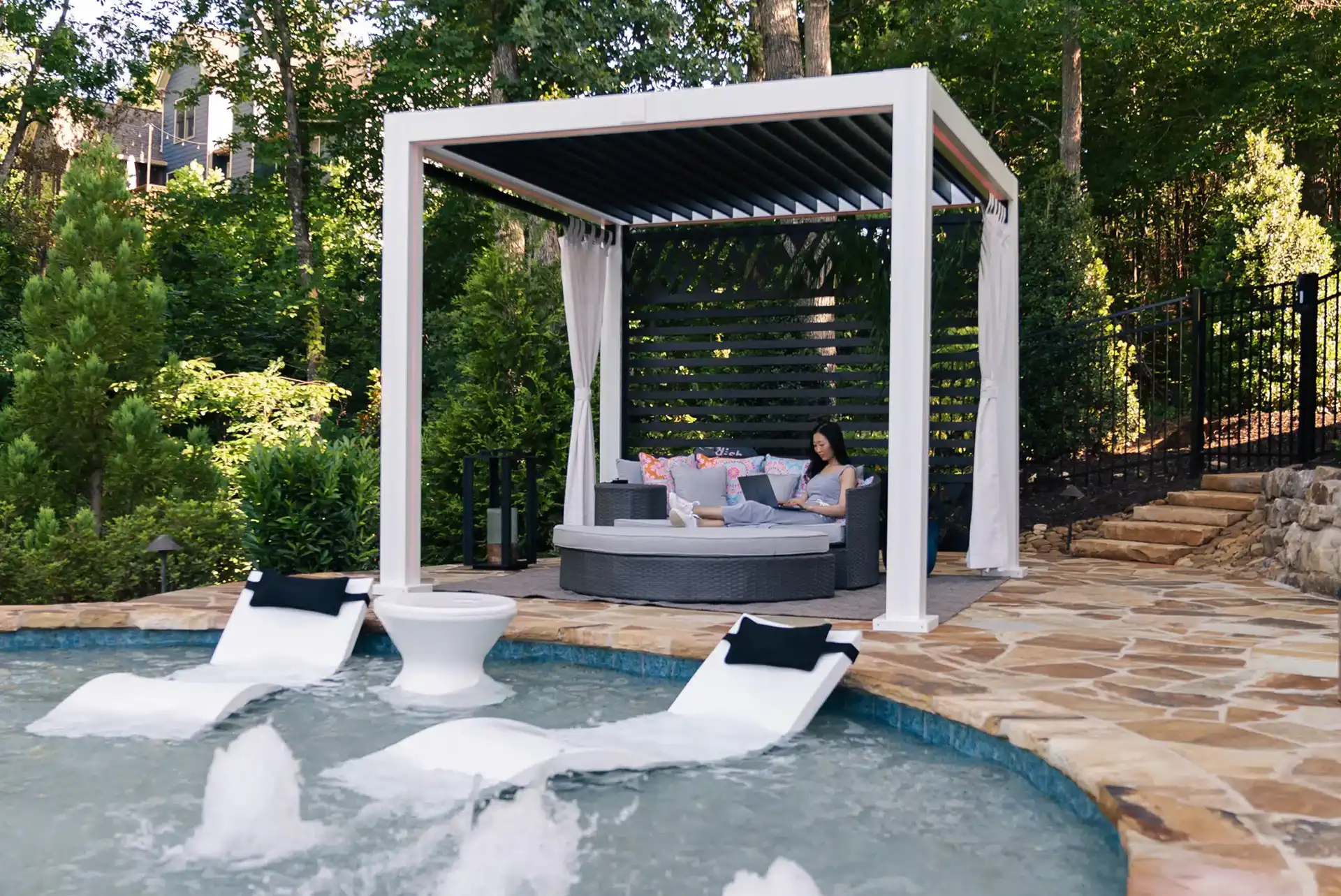 photo of poolside StruXure Cabana X with privacy features