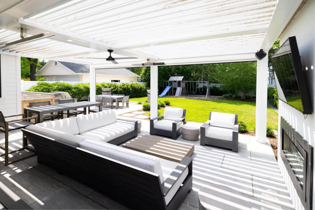 photo of a StruXure Pergola with StruXure Premium Heat - Heating for pergolas and cabanas in northern california