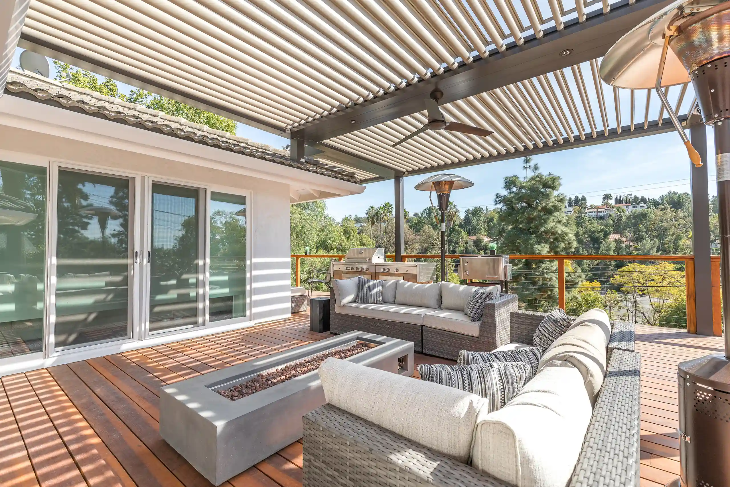 Luxury Pergolas Installation contractors near me in San Francisco Bay California