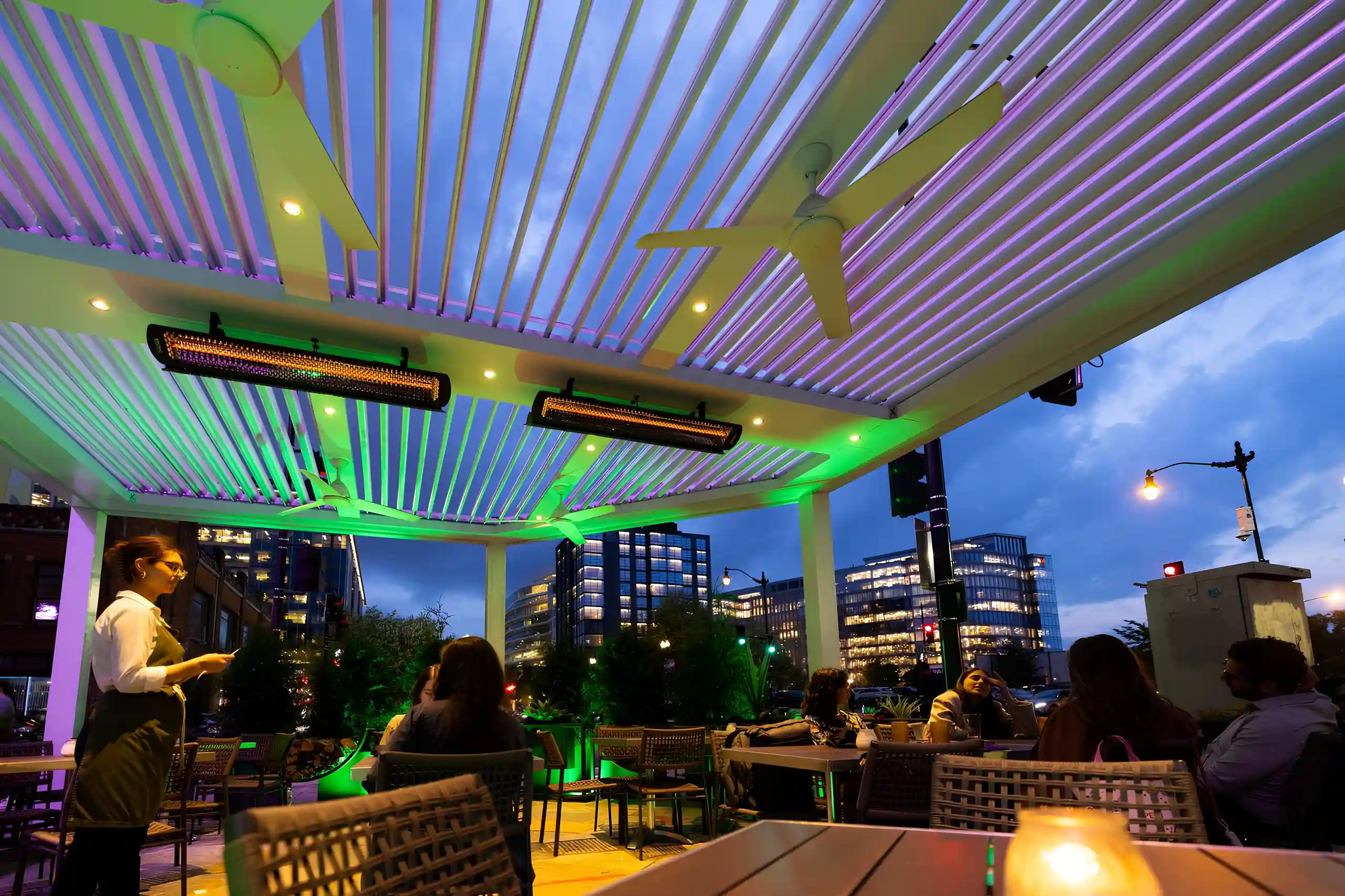 MagnaTrack Screens installation for motorized pergolas